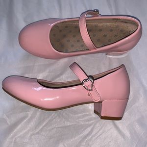Kids heels